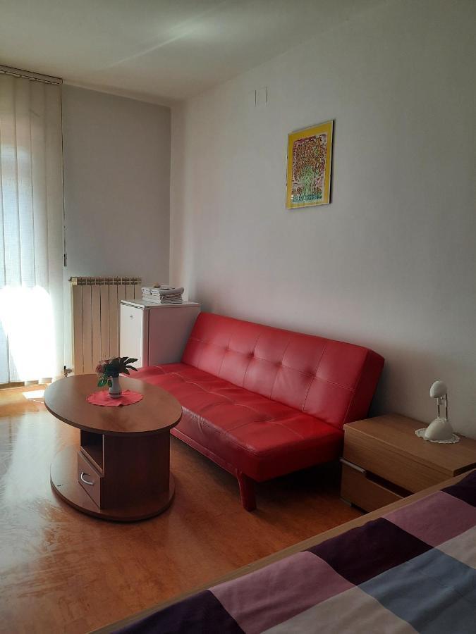 Rooms Cehovin Postojna Exterior foto