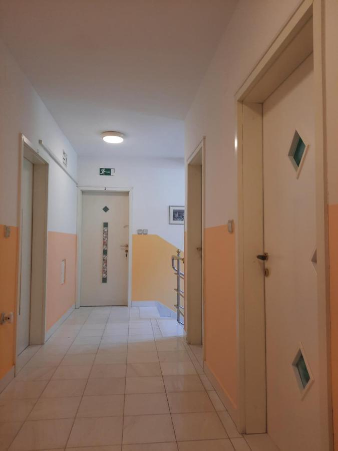 Rooms Cehovin Postojna Exterior foto